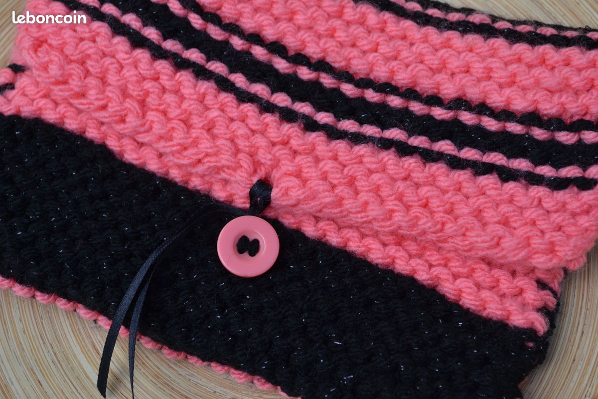 Pochette Tricotée Fait-main (image 1)