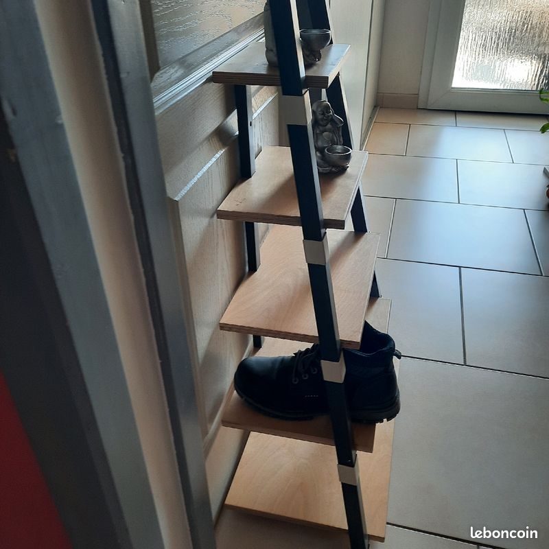 étagère échelle IKEA
Créateur : Thommy Bengtsson (image 4)