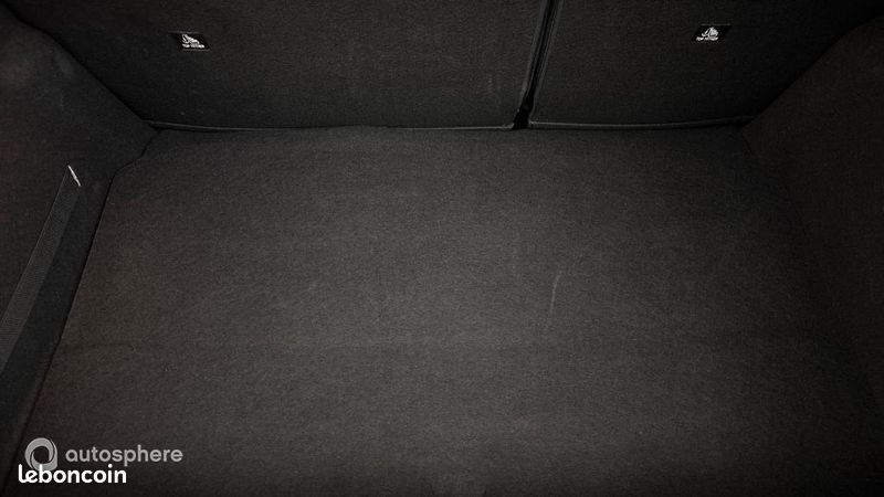 Peugeot 208 1.2 PureTech 100ch S&S Style (image 14)