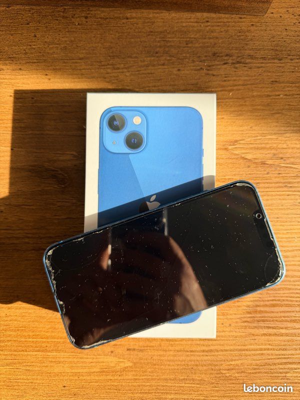 IPhone 13 (image 4)