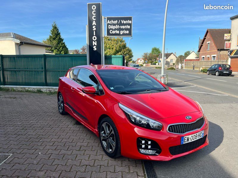 Kia ceed 1.0t-gid 120 GT Line (image 1)