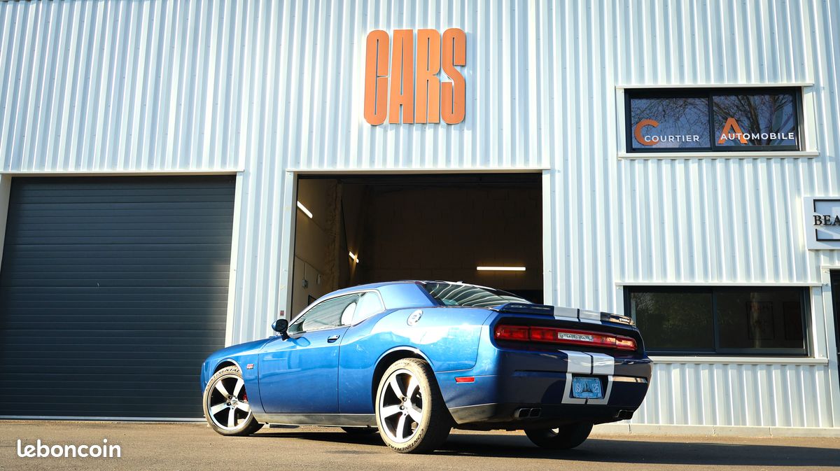 Dodge Challenger SRT8 392 6,4 mécanique – rare - Édition Limitée Canadienne n° 330/392 full origine (image 5)