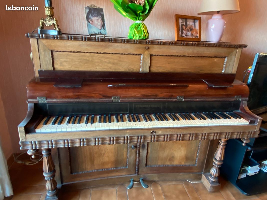 Piano droit Mussard frères, à restaurer (image 2)