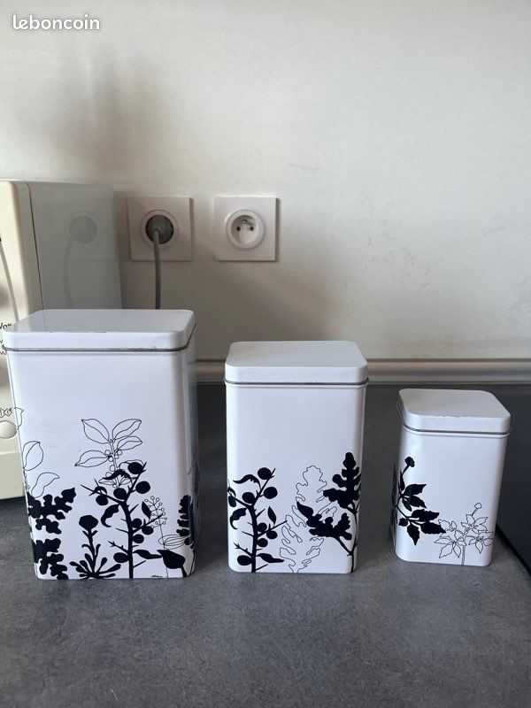 Boîtes ikea (image 1)
