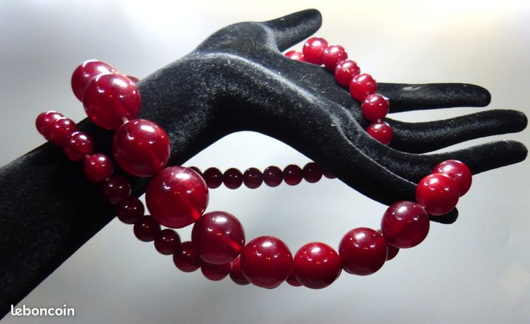 Collier Sautoir Art Déco En Bakélite Rouge - Perles Style Ambre Cerise (Faturan) - Occasion / Antiquité