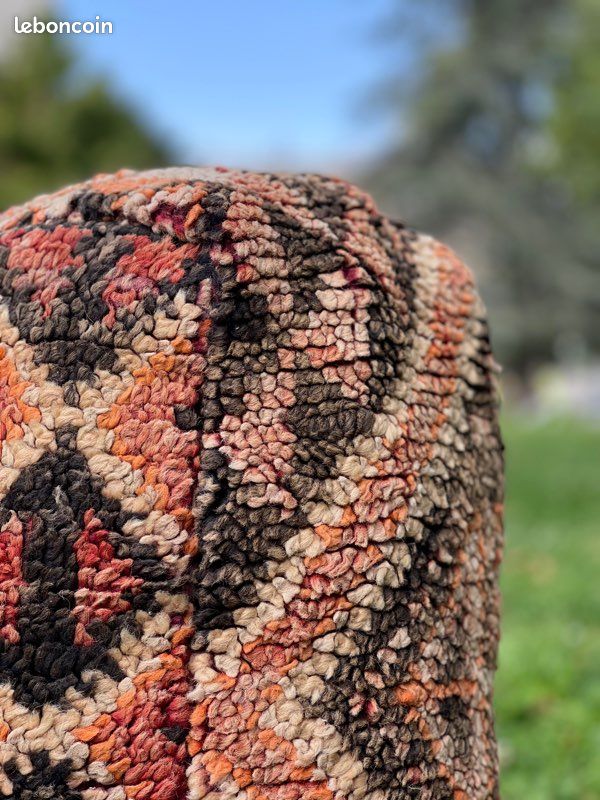 Magnifique pouf berbère en laine fait main (image 9)
