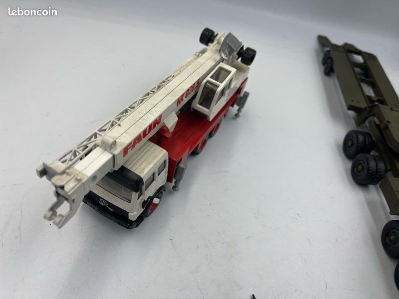 Siku. E: 1/55. Camion Faun KF30-3L 1975 Grue hydraulique PC Sapeurs