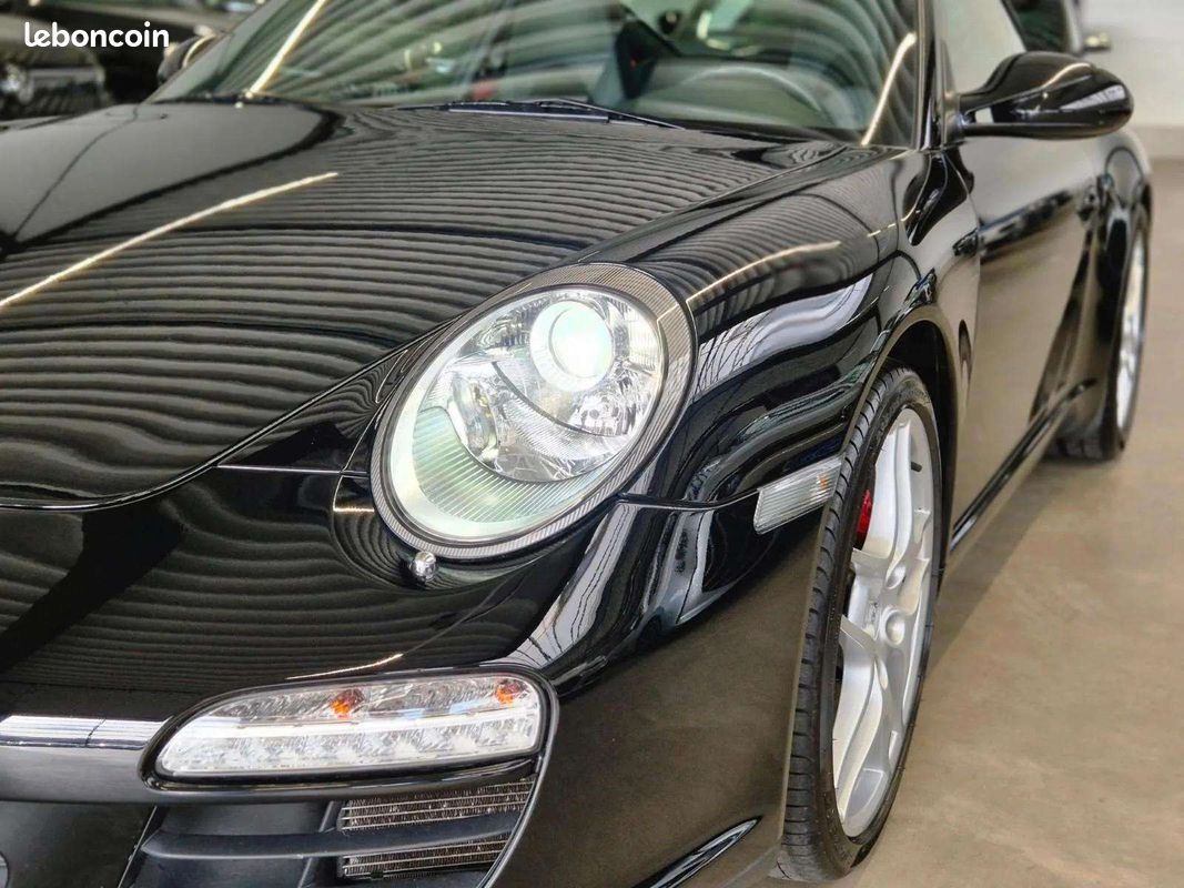 Porsche 911 Type 997.2 Carrera S Coupé * Boîte Manuelle * 385 ch * Toit Ouvrant * PASM * Faible KM (image 9)