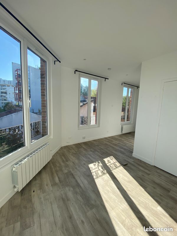 Appartement 1 pièce 27 m² · à Issy-les-Moulineaux · 27 m² · 835 €