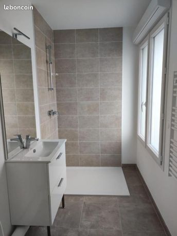Studio 1 pièce 26 m²