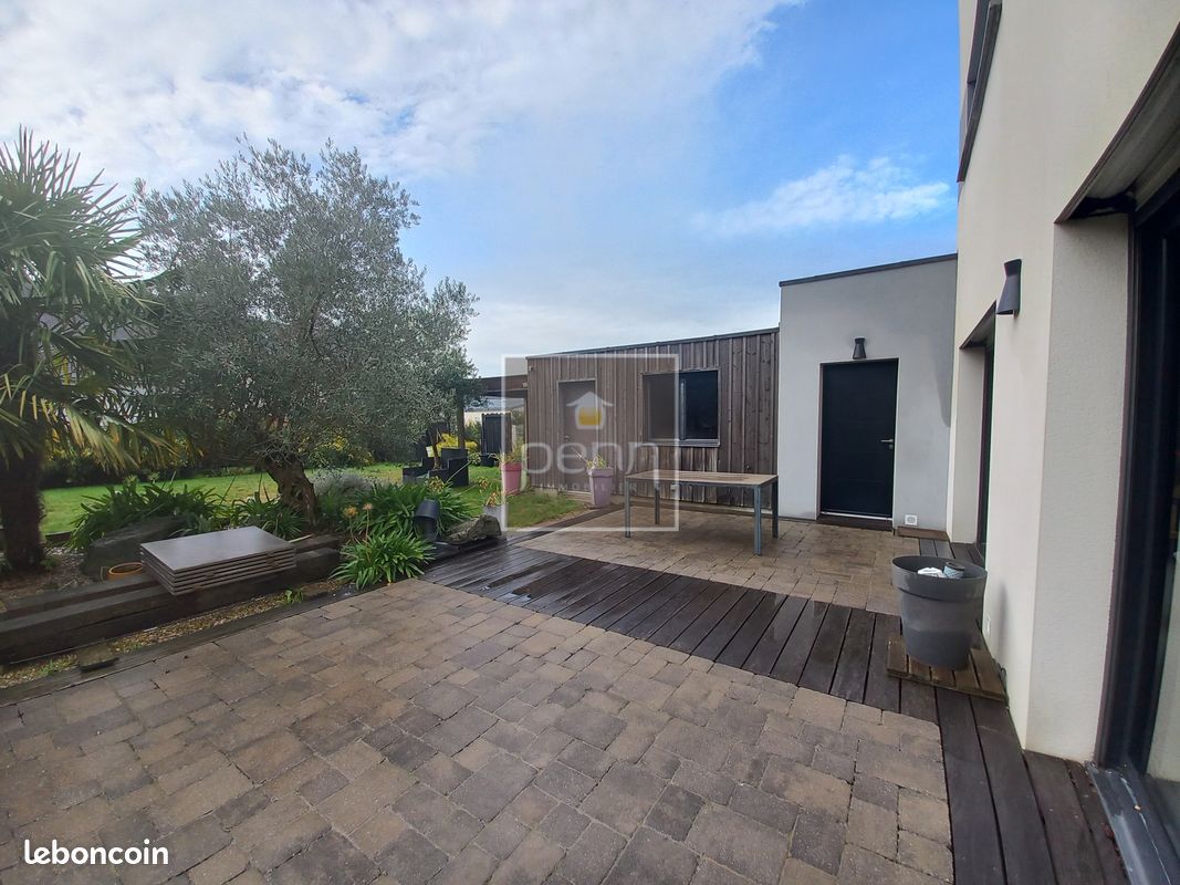 Maison 6 pièces 137 m² · à Saint-Aubin-des-Landes · 137 m² · 339 000 €