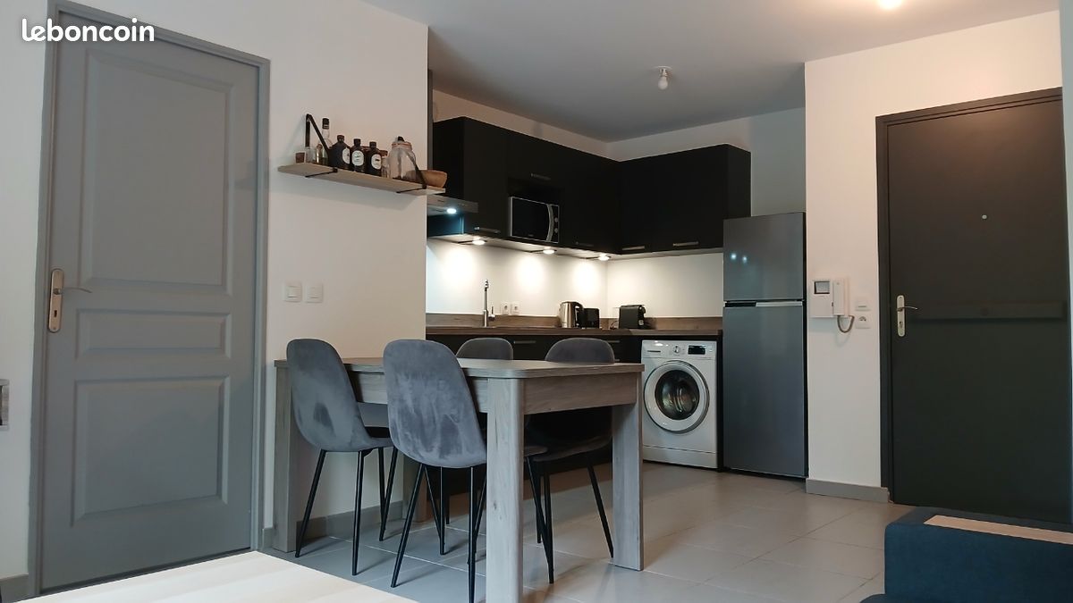 Appartement 2 pièces 37 m² · à Champagne-au-Mont-d'Or · 37 m² · 900 €/mois
