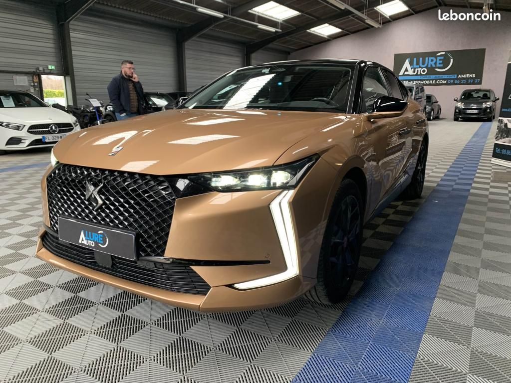 DS DS4 E-Tense - 225 Performance Line + / Caméra de recul/ CarPlay (image 7)