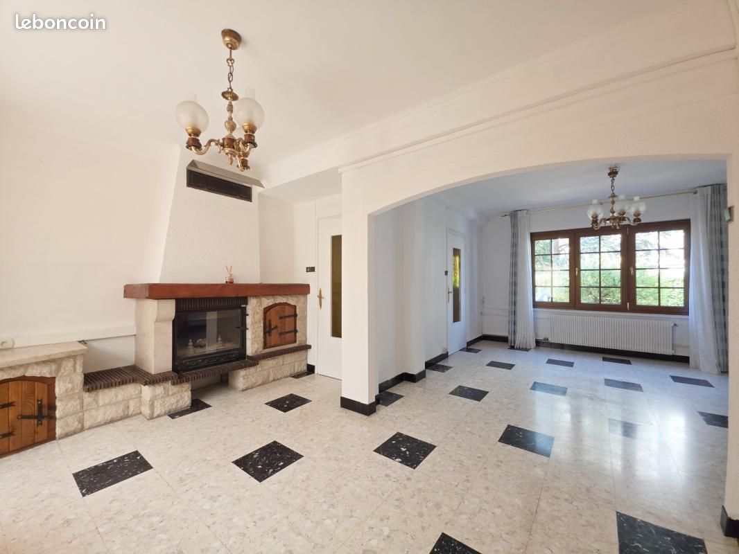 Maison 4 pièces 93 m² · à Loos · 93 m² · 185 000 €
