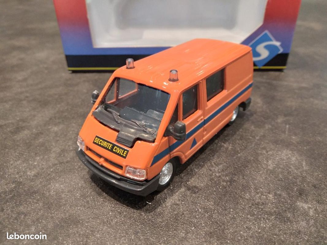 Solido Verem 1/50, Camion Renault 4x4 VLRA, armée Française