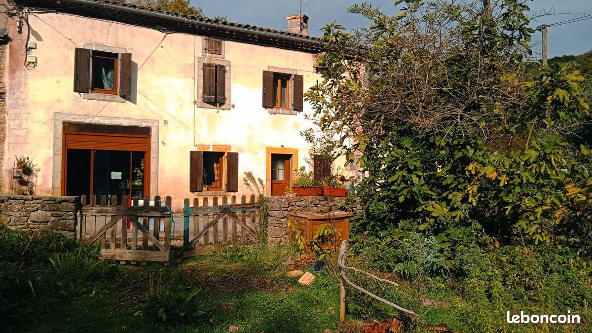 Maison 5 pièces 150 m² · à Festes-Et-Saint-André · 150 m² · 118 000 €