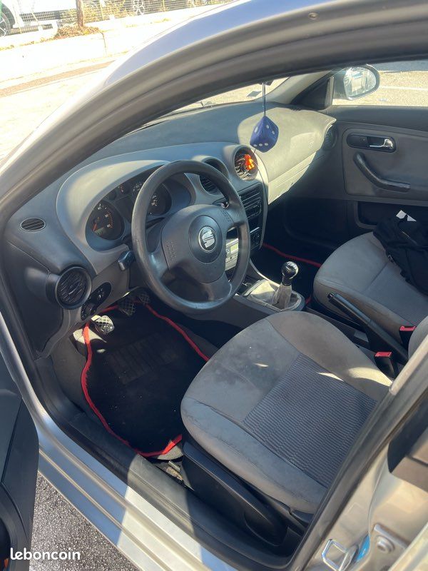 Seat córdoba 1.9 tdi 131 (image 3)
