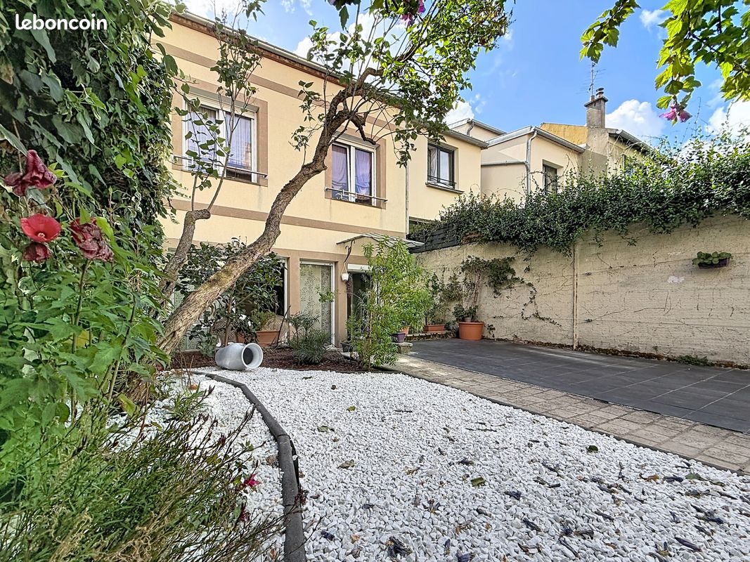Maison 6 pièces 133 m² · à Issy-les-Moulineaux · 133 m² · 1 250 000 €
