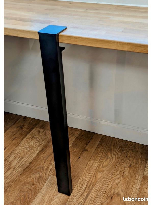 Pied de meuble acier rectangulaire noir epoxy (image 1)