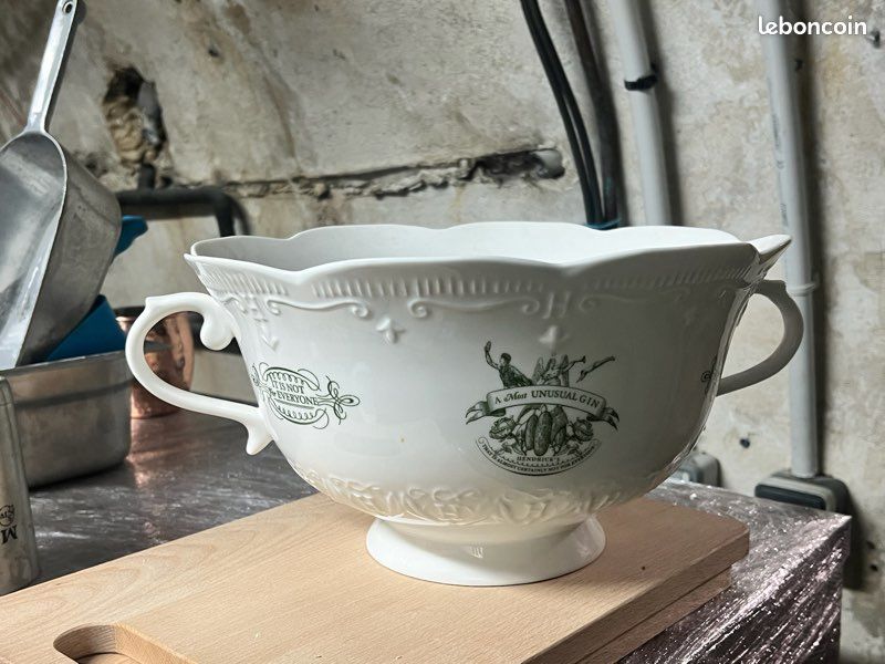 Grande vasque Hendrick’s Gin en porcelaine – pièce de collection / seau à glace / centre de table (image 2)