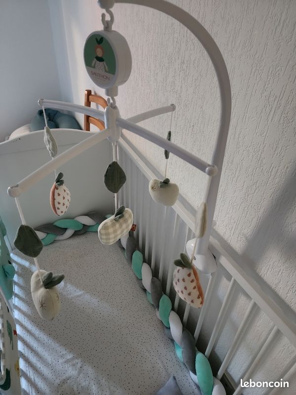 Mobile musical en coton - botanica (image 1)