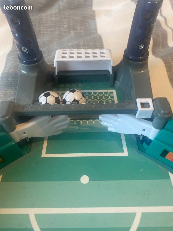 Jeu de foot sur table (image 4)