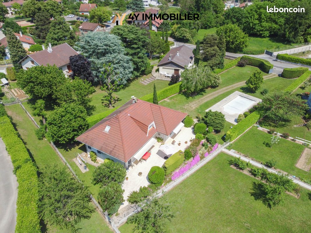 Maison 6 pièces 152 m² · à Claix · 152 m² · 795 000 €