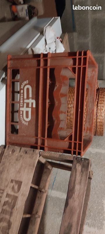 10 casiers a bouteilles en bois (image 1)