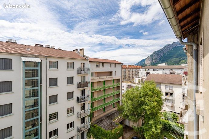 Appartement 3 pièces 72 m² — 16
