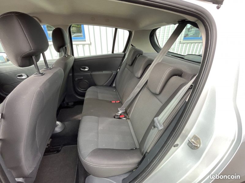 Renault CLIO III 1.5 DCI 70CH OVALIE ECO² 115G 5P (image 13)