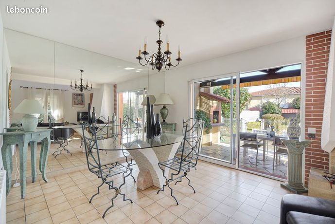 Maison 6 pièces 160 m²