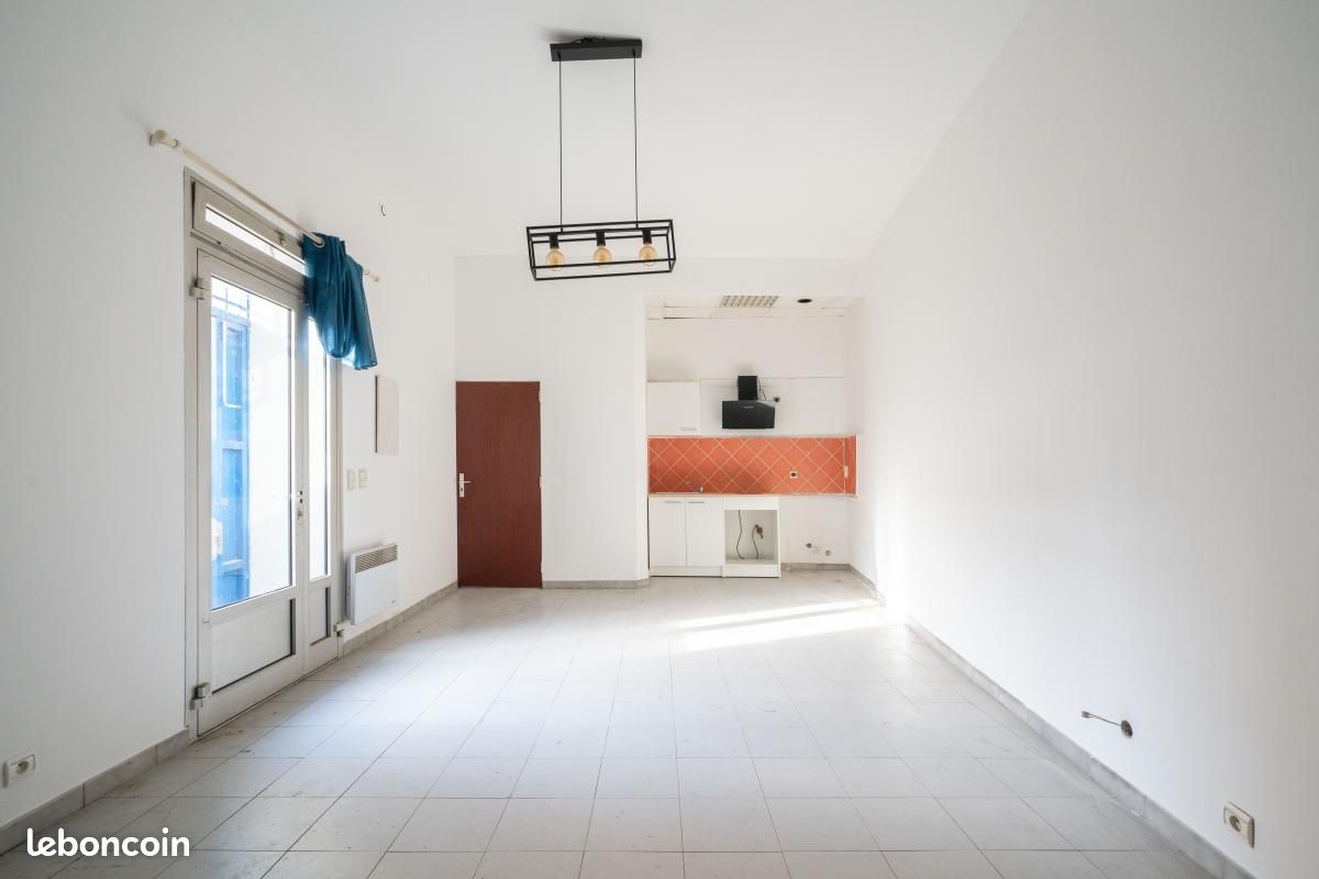 Appartement 1 pièce 44 m² · à Marseille · 44 m² · 100 000 €