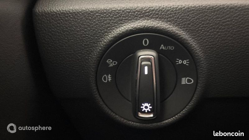 Volkswagen T-Roc 1.5 TSI EVO 150ch Style DSG7 (image 23)