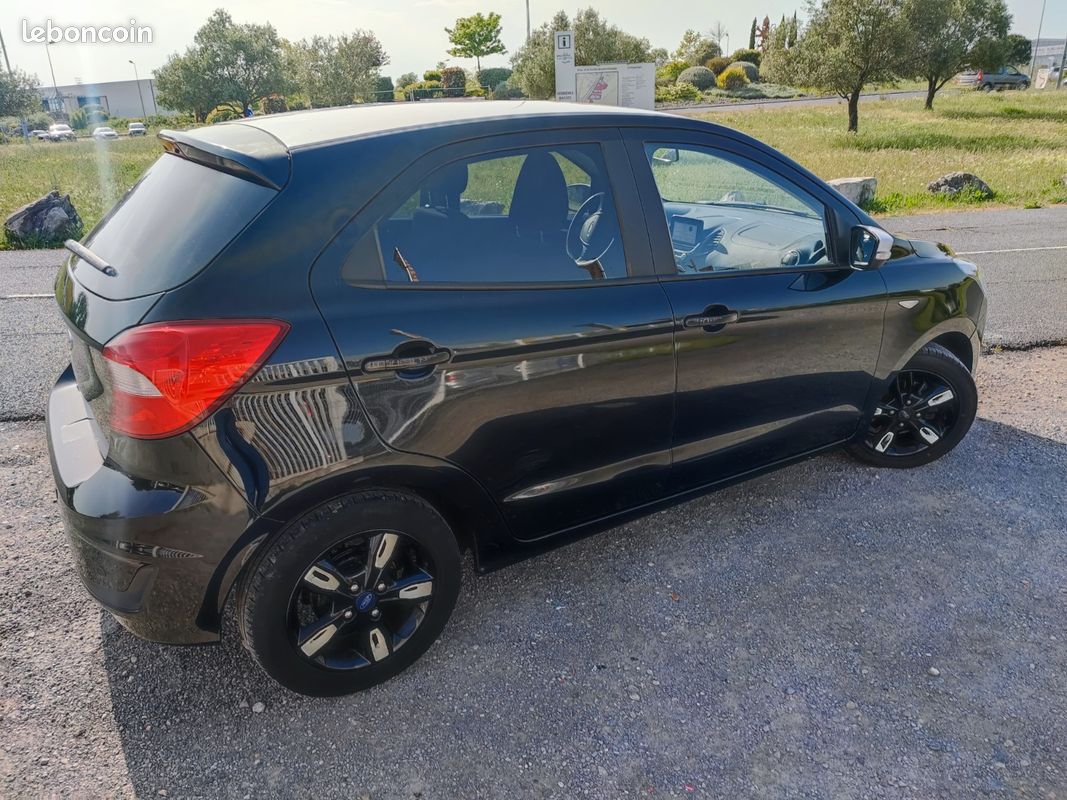 FORD KA+ 1.2 85 ch SS Black Edition (image 3)