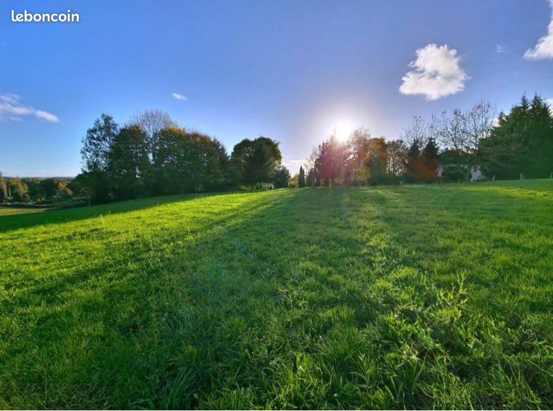 Terrain à vendre · à Sainte-Féréole · 40 000 €