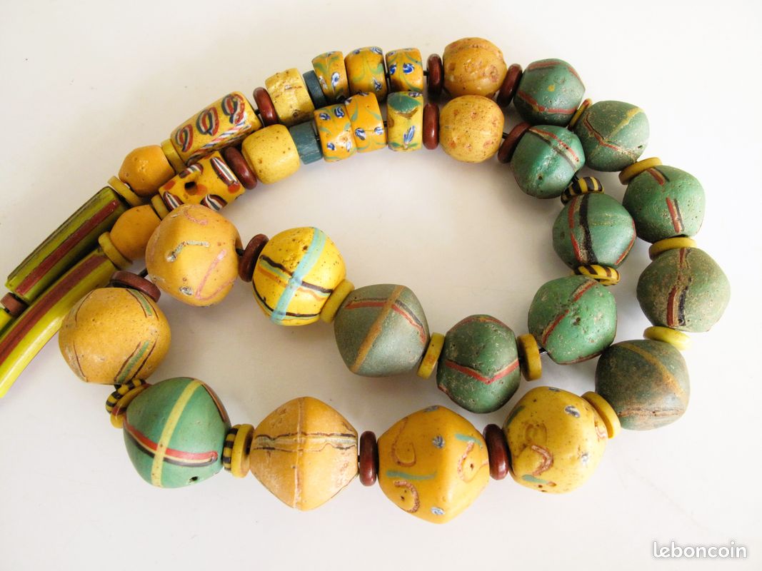 Collier Perles En Verre De Murano - Jaune Doré - Vintage - Longueur 46-50 Cm
