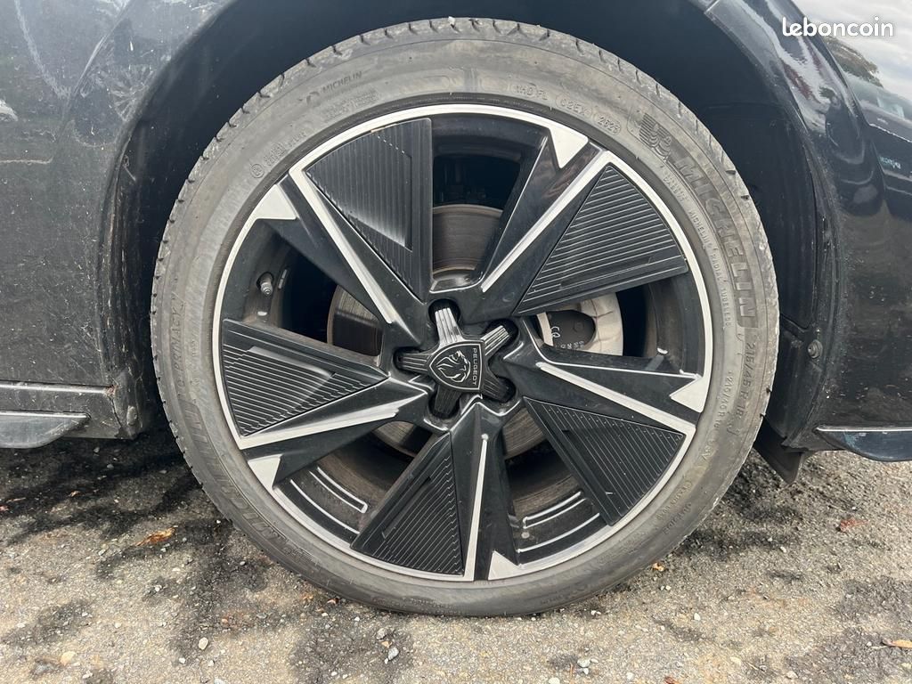 Peugeot 308 SW ELECTRIQUE 54 kWh 156ch GT (image 19)