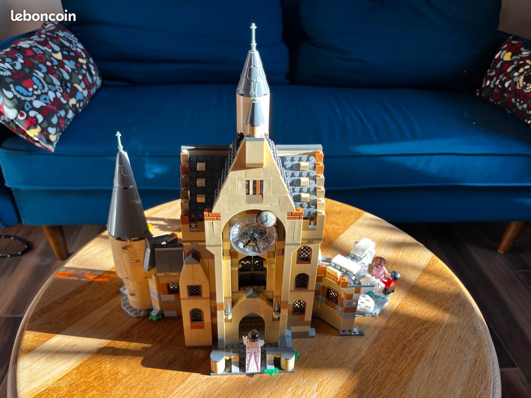 LEGO 75948 la tour de l'horloge Harry Potter (image 1)