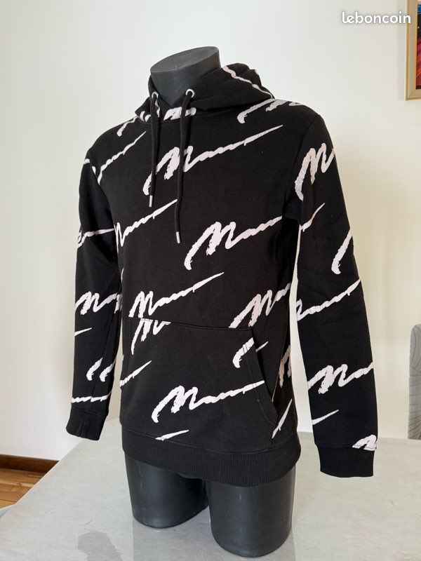 Sweat à capuche noir imprimé blanc – très bon état (image 1)