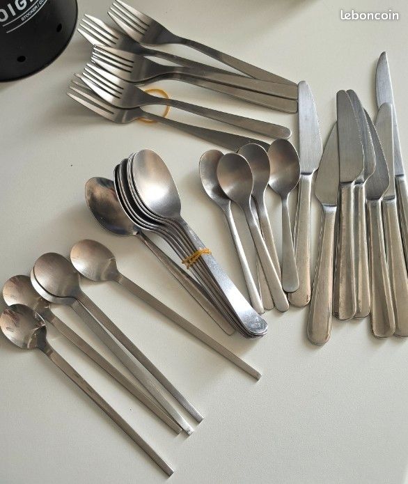 Lot de couvert ménagère ikea (image 1)