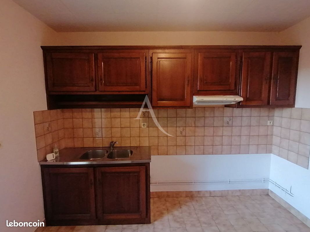 Appartement 2 pièces 44 m² · à Cambon · 44 m² · 525 €/mois