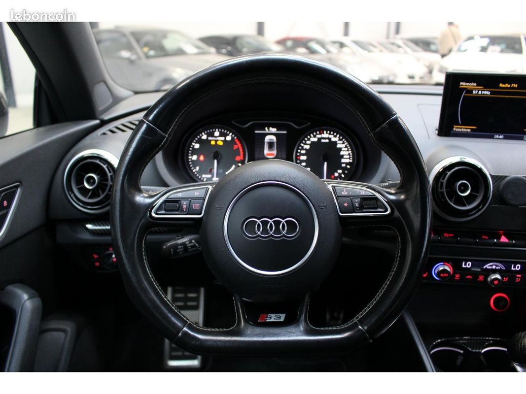 AUDI S3 Quattro 2.0 TFSI - 300 CH - BV S-tronic 8V (image 13)