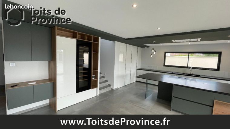 https://img.leboncoin.fr/api/v1/lbcpb1/images/08/64/33/086433745a62de3739f54b2cef34fd9eb9e28cf4.jpg?rule=ad-image