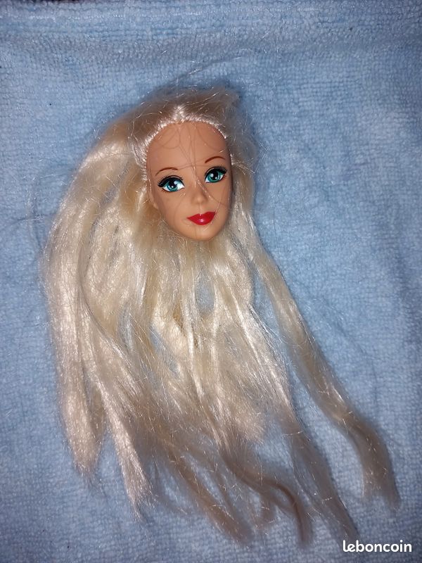 Lot têtes de barbie (image 5)