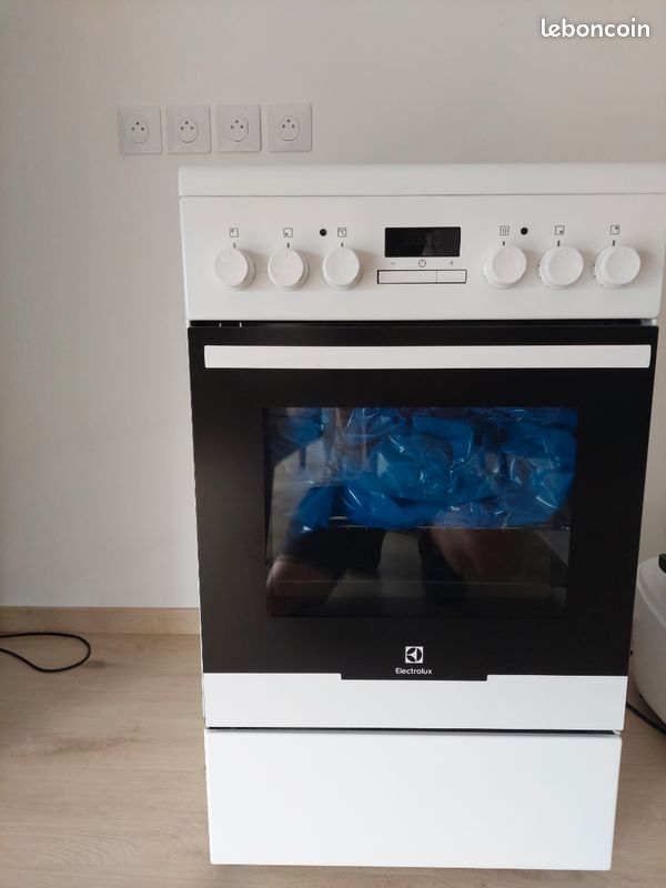 Cuisinière (image 1)