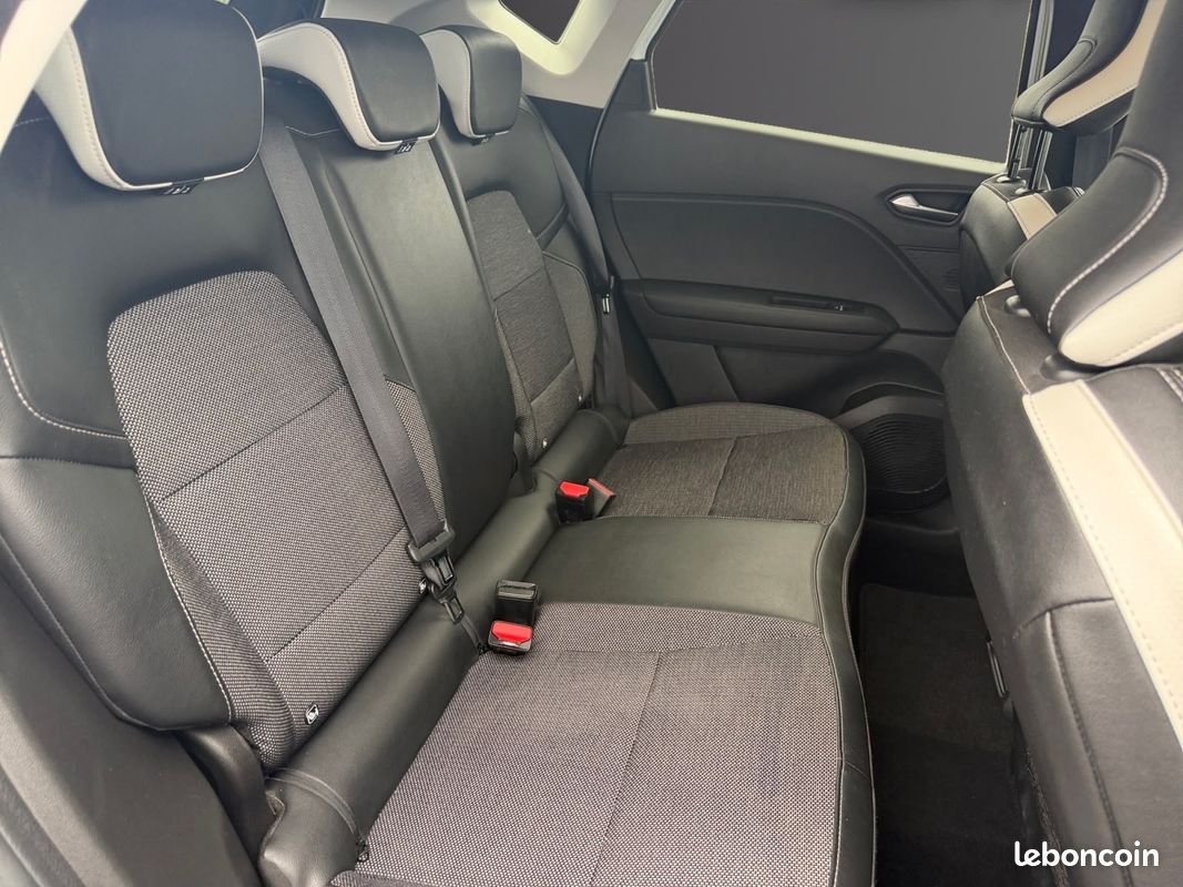 RENAULT CAPTUR II 1.6 E-TECH PLUG-IN 160 INTENS Camera de recul Gps Climatisation automatique Garantie 12 mois (image 6)