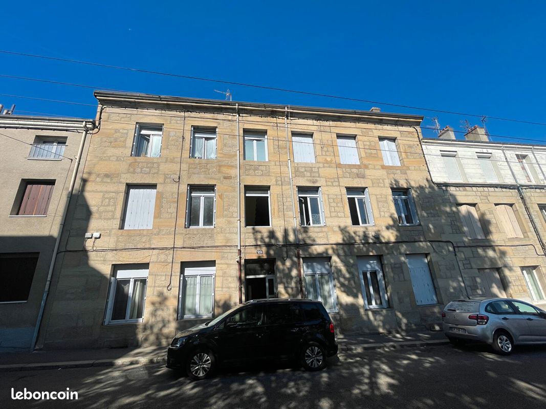 Immeuble 502 m² · à Saint-Étienne · 502 m² · 395 000 €