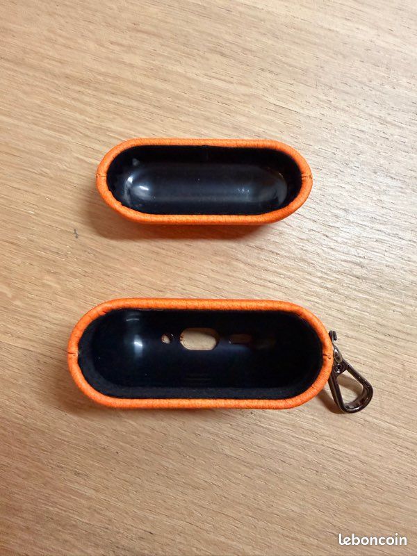 Airpods pro 3 case Insérif orange (image 2)