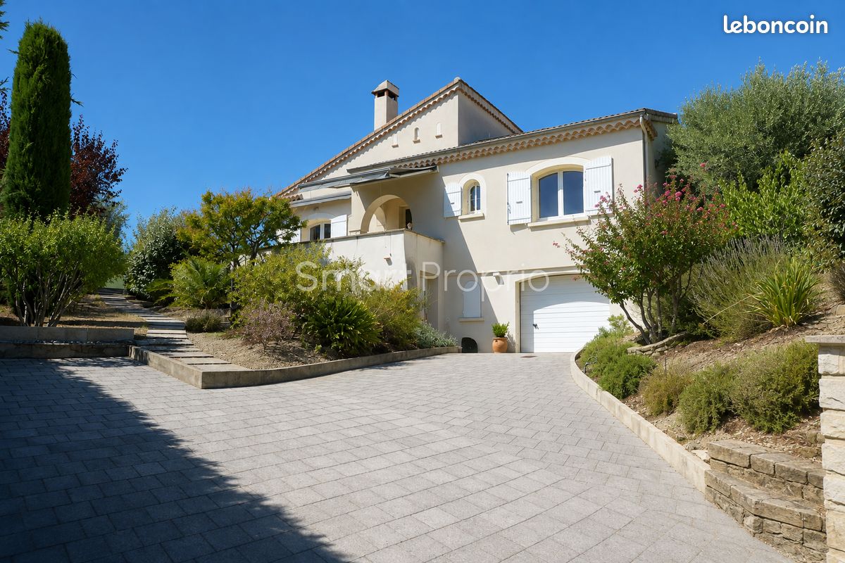 Maison 7 pièces 144 m² · à Nyons · 144 m² · 449 000 €