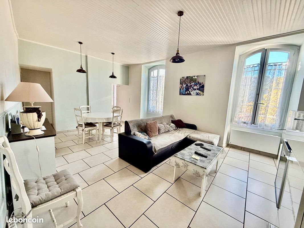 Appartement 4 pièces 97 m² · à Jouques · 97 m² · 335 000 €
